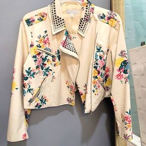 Ashley Nell Tipton, leather jacket, size 1X